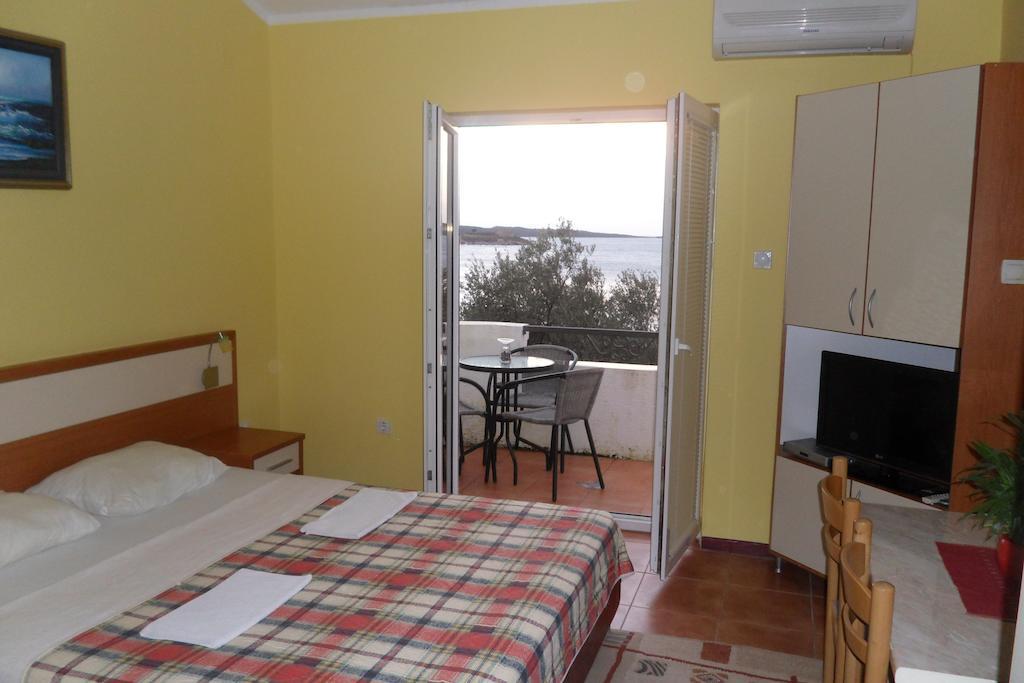Apartments Marovic Luštica Exterior foto